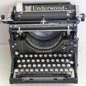 Underwood Baujahr Kyrillische Schrift