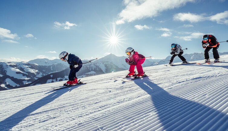 Leadsujet Familienskifahren im Ski Juwel